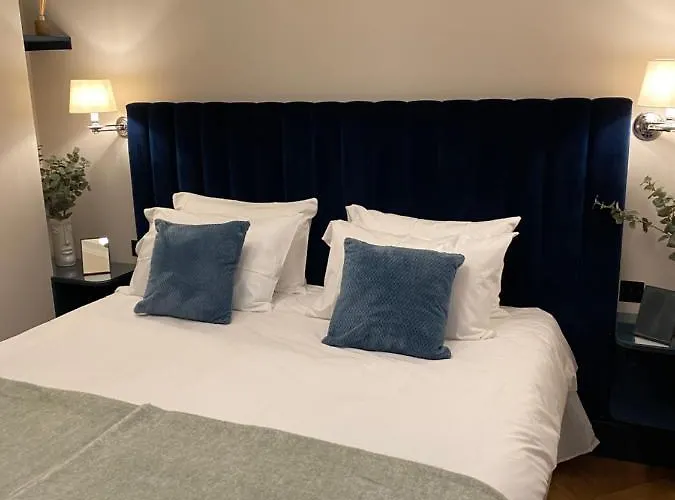 Ch1 Boutique Stays-Roman Bath Suite Chester