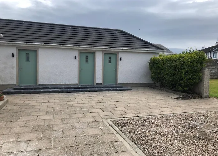 Guest Rooms @ 128 Portrush