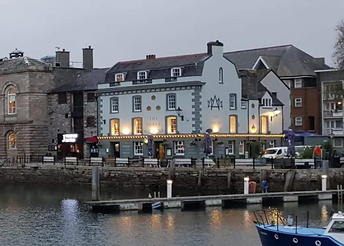 The Three Crowns B&B Plymouth