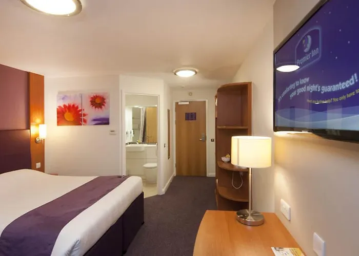 Premier Inn Glasgow City Centre - Argyle Street