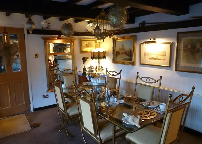Newark Lodge Guest House
