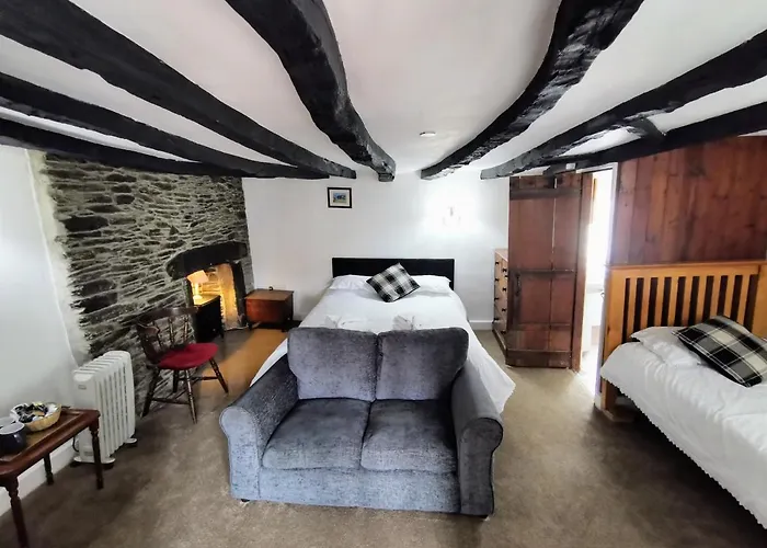 Camelford Hotels