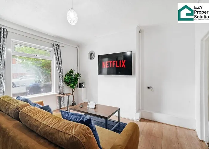 Holiday Cottages in London