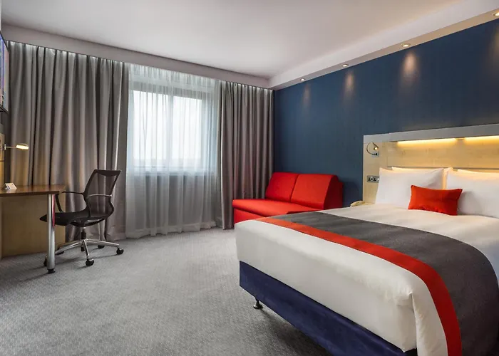 Holiday Inn Express London - Watford Junction By Ihg