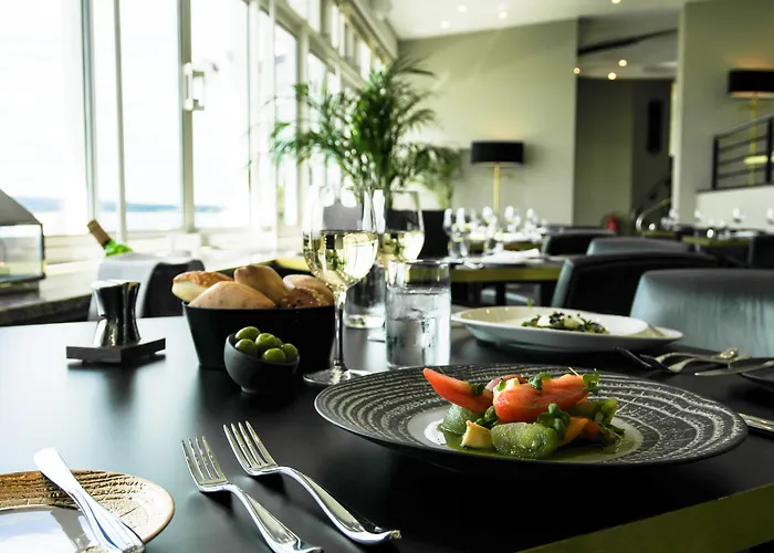 Poole Hotels