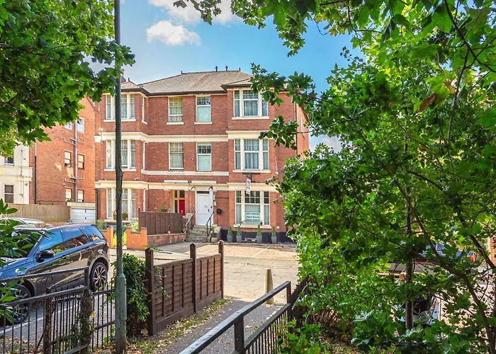 City Centre Guest House - Gloucester Park