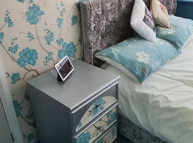 Fox House Bed & Breakfast Poole