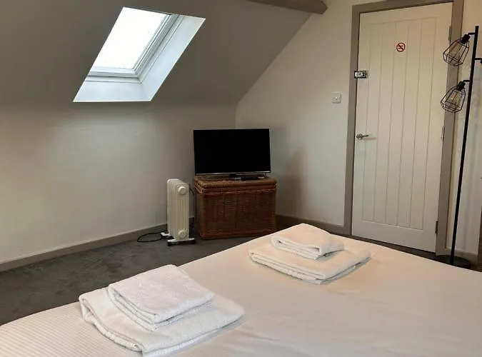 The Reynard Rooms @The Fox Inn York