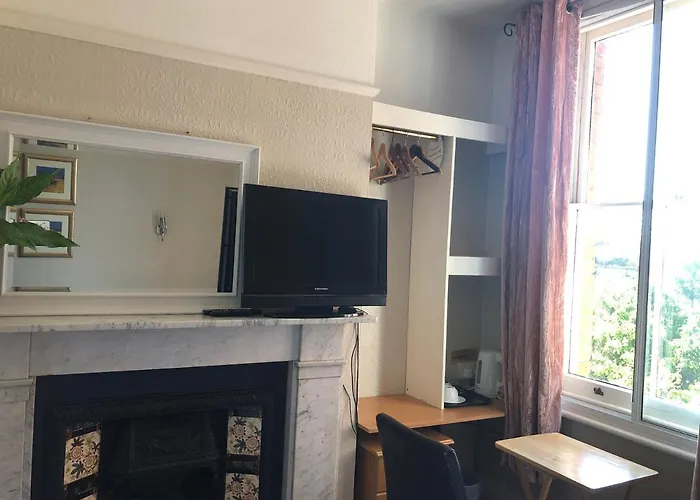 Carena House Bed & Breakfast Canterbury