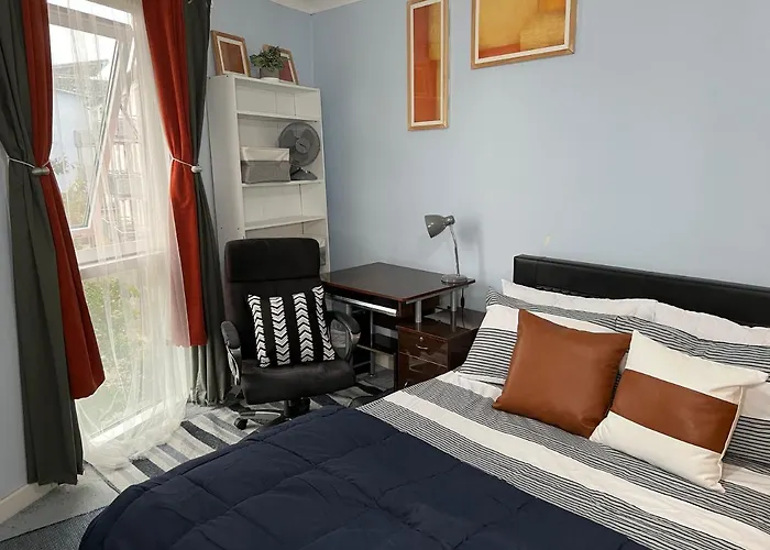 Quayside Deluxe Double Room Colchester