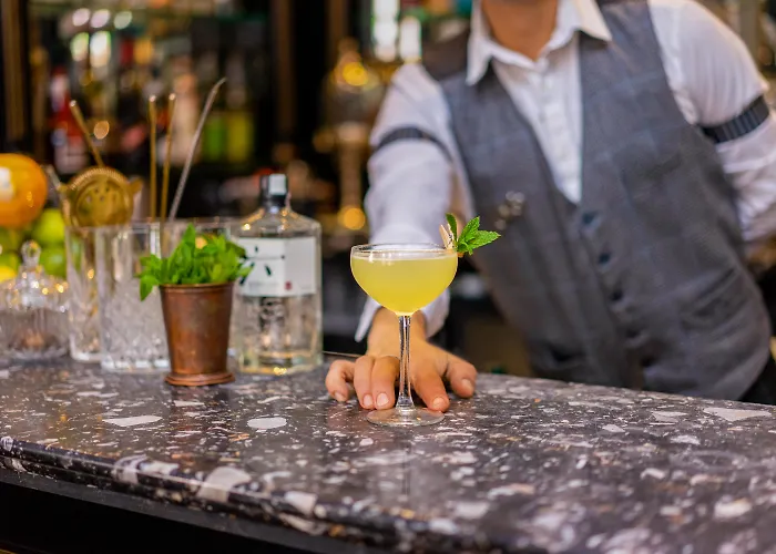 11 Cadogan Gardens And The Apartments London