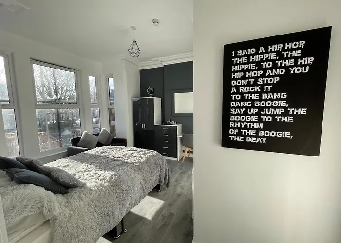 Modern Lodge Ng2 Nottingham