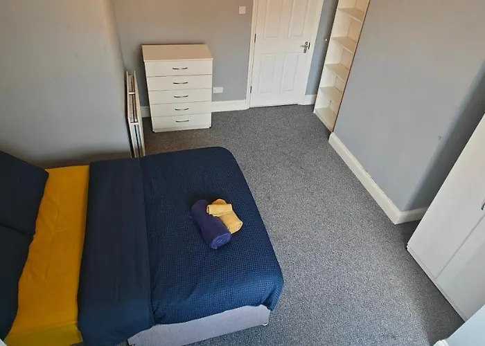 Spacious Large Room In Nottingham 005