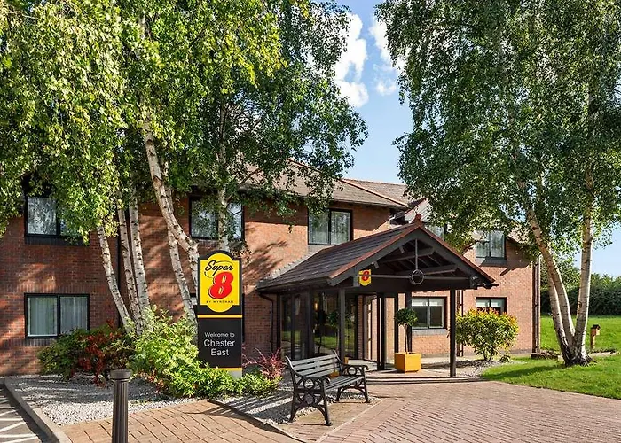 Super 8 Chester East