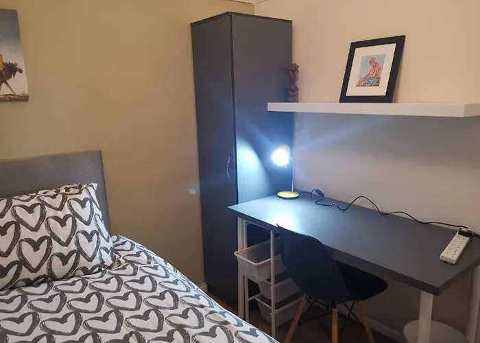 Single Room Beeston Wollaton Park Near University Nottingham