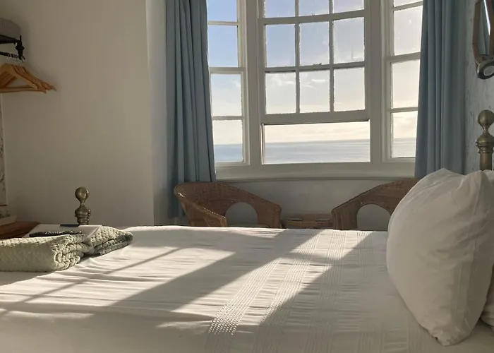 Whitecliff Guest House Weymouth