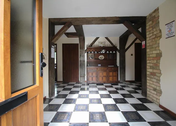Highfields Holidays Bed & Breakfast Peterborough