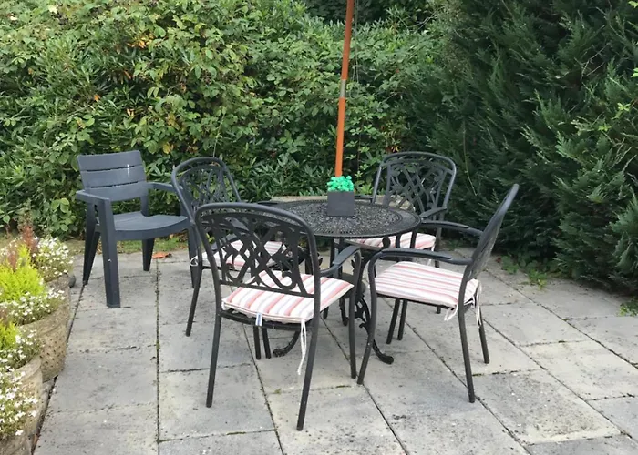 Tanglewood Gatwick Bed & Breakfast Crawley 