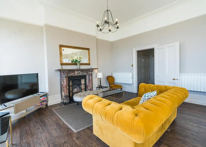 1 Elliot Terrace Aparthotel Plymouth