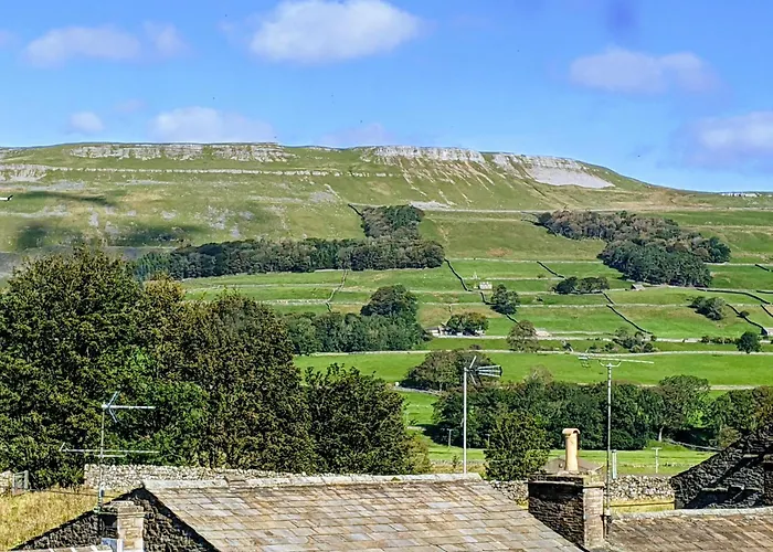 Hawes Hotels