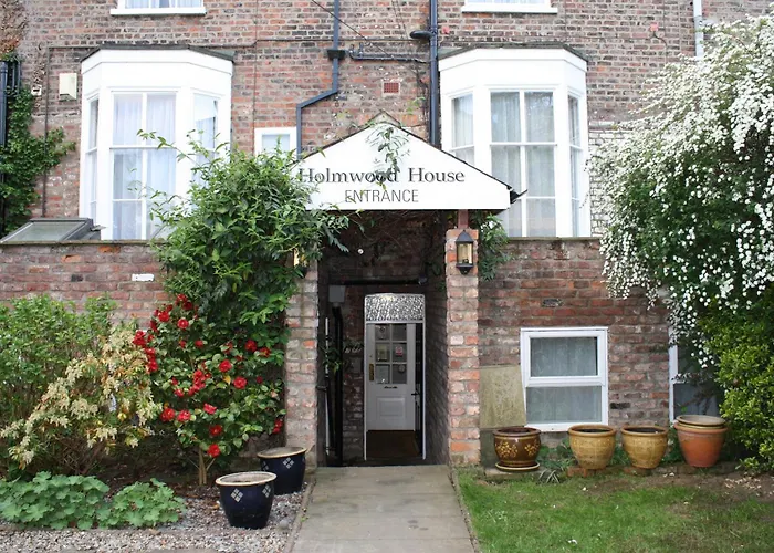 Holmwood House Guest Accommodation York