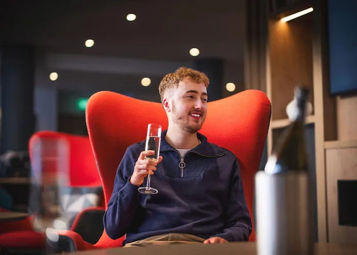 Holiday Inn Express Cheltenham Town Centre By Ihg