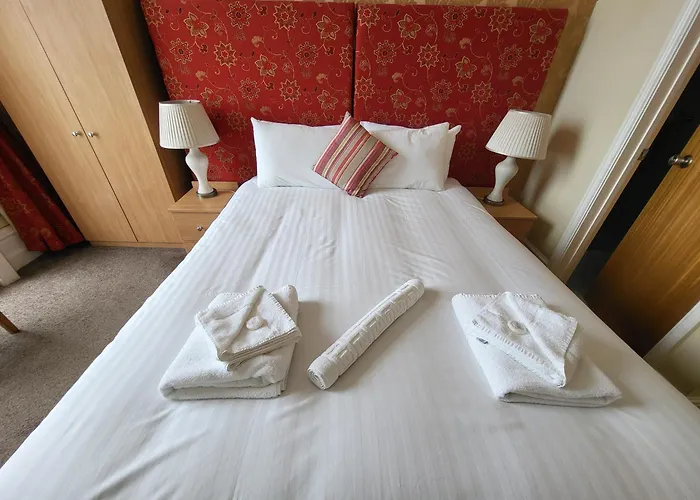 Cliffe Norton Hotel Tenby