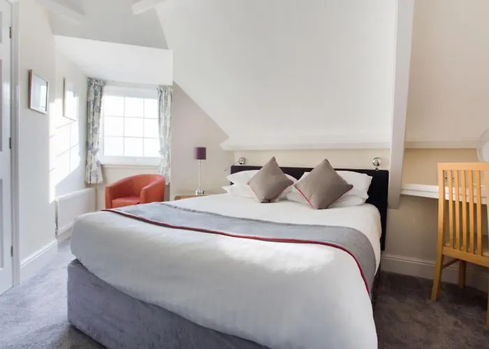 Mousehole Hotels