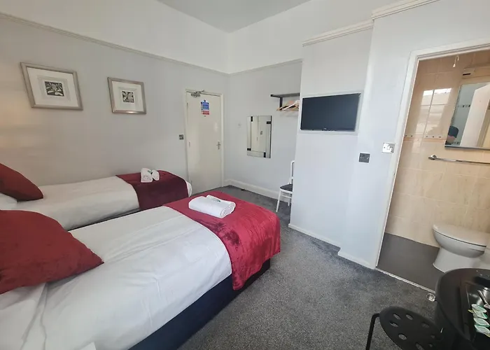 Clifton Villa - Southport