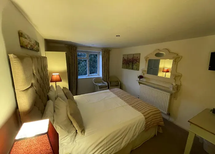 The Old Forge Hotel Totnes