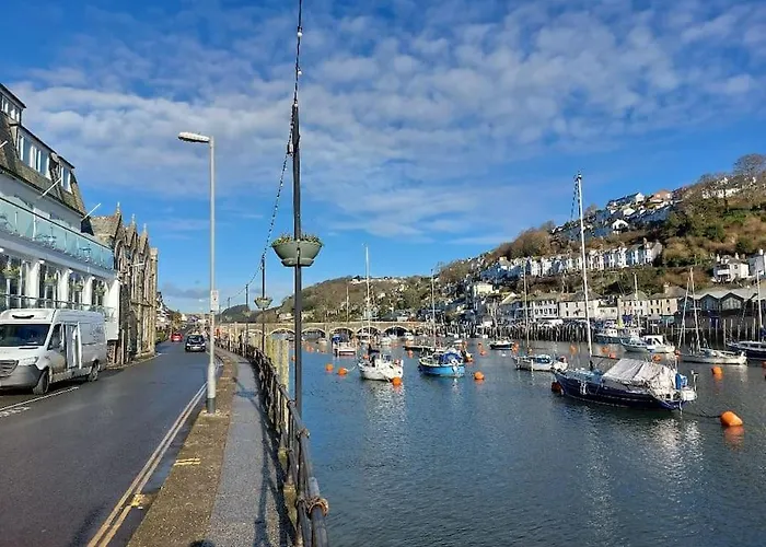 Tregarthen Cottage - Tranquil Self-Contained Room Near Looe Offering Easy Parking Right Outside With Ev Point