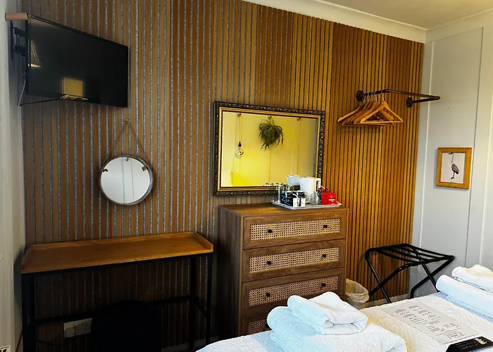 The Townhouse 101 Bed & Breakfast Sandown