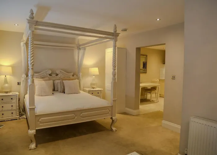 No.10 Preston Hotel