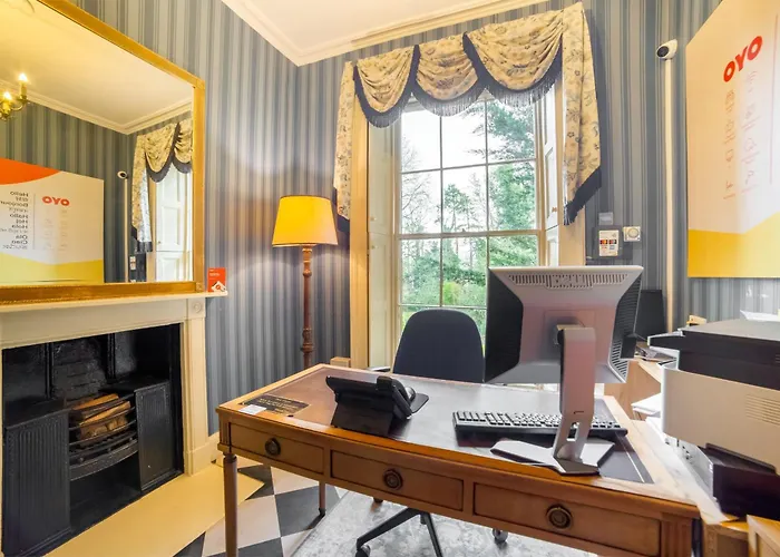 Oyo Bailbrook Lodge, Bath
