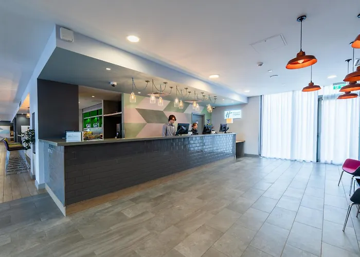 Holiday Inn Express Aberdeen Airport By Ihg Dyce