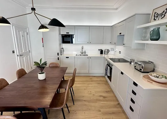 Edenhurst By Pureserviced Plymouth