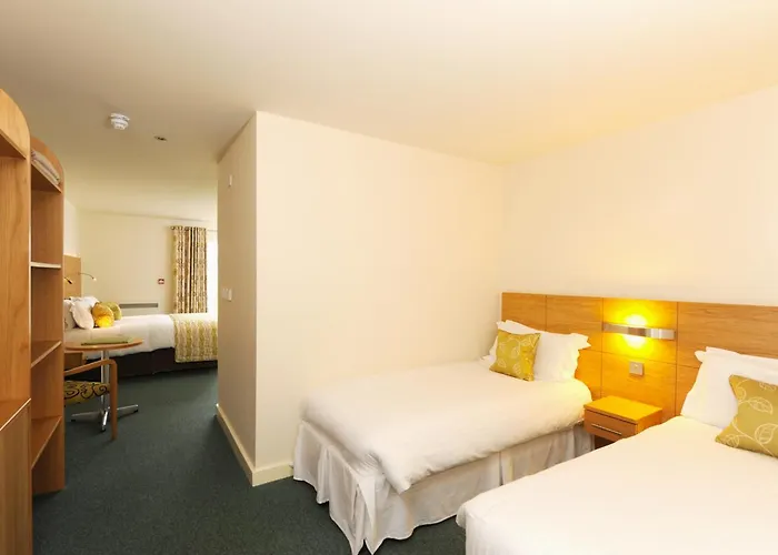 Croyde Hotels