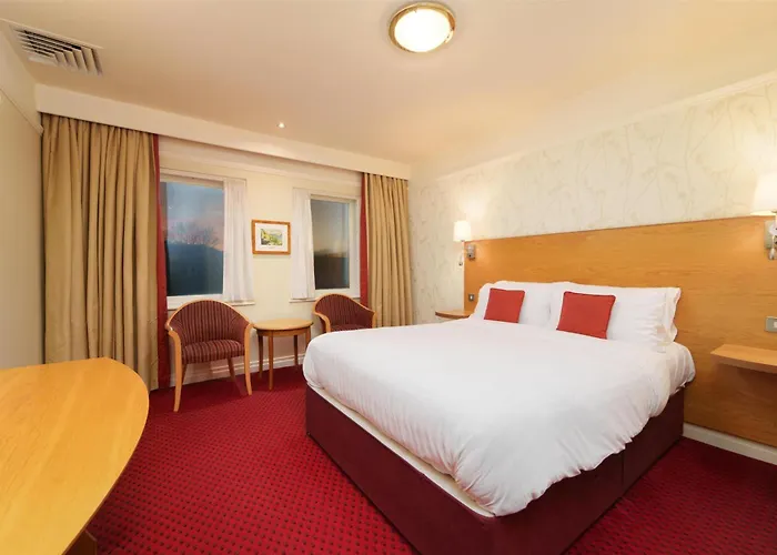 Best Western Plus Milford Hotel South Milford