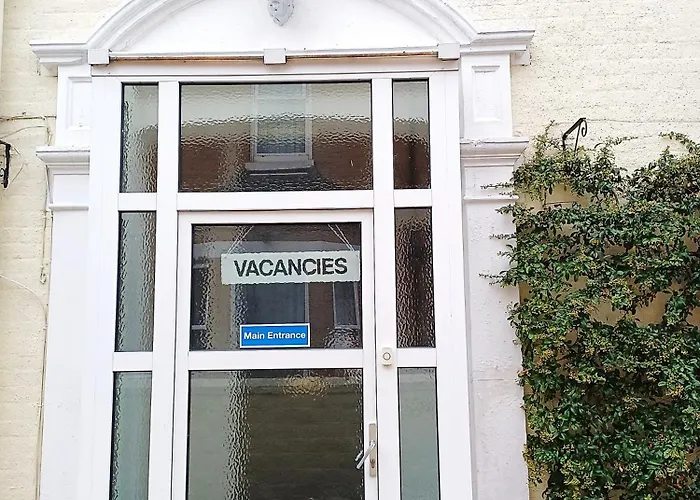 Hunters Lodge Guest House Southampton
