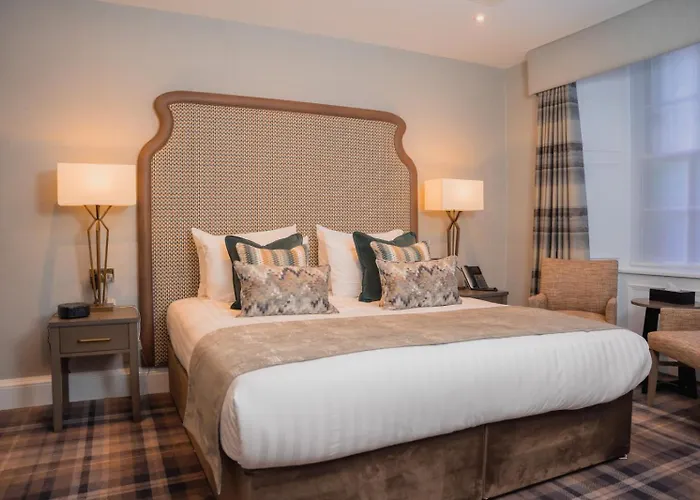 Royal Scots Club Hotel Edinburgh