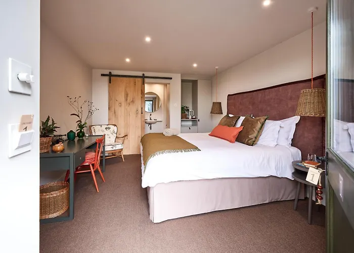 Combe Grove Health And Wellness Hotel Limpley Stoke
