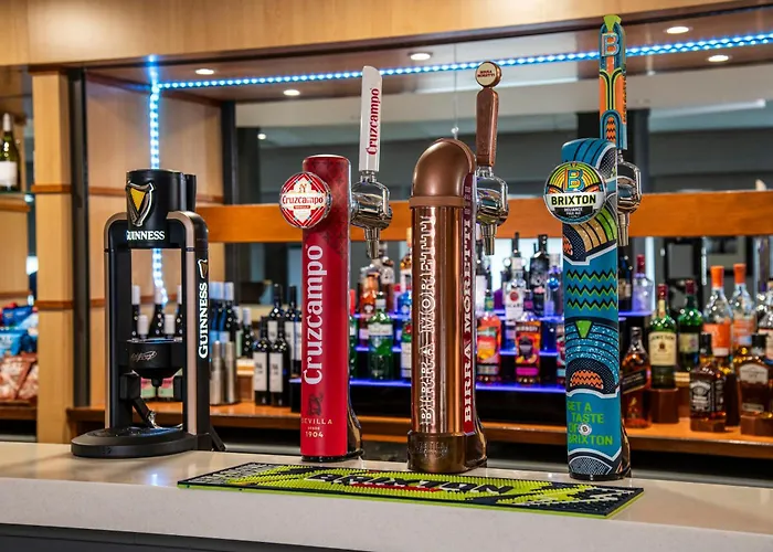Holiday Inn Express Glasgow City Riverside By Ihg