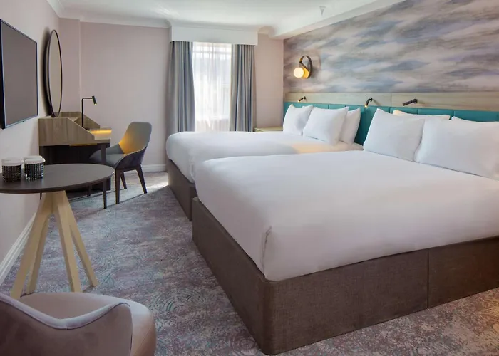 Doubletree By Hilton Bath Hotel