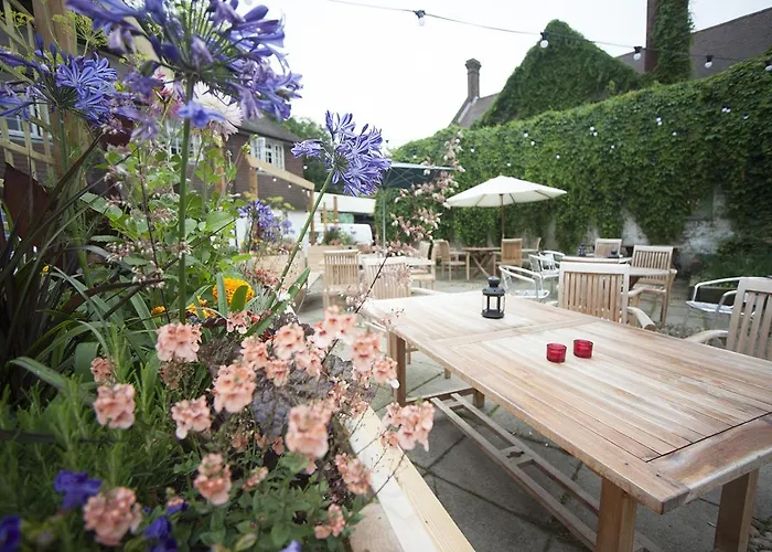 Norfolk Arms Hotel - Arundel