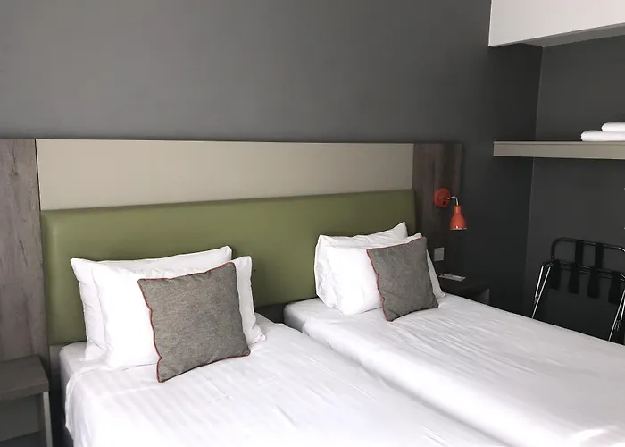 Epping Forest Hotel Woodford