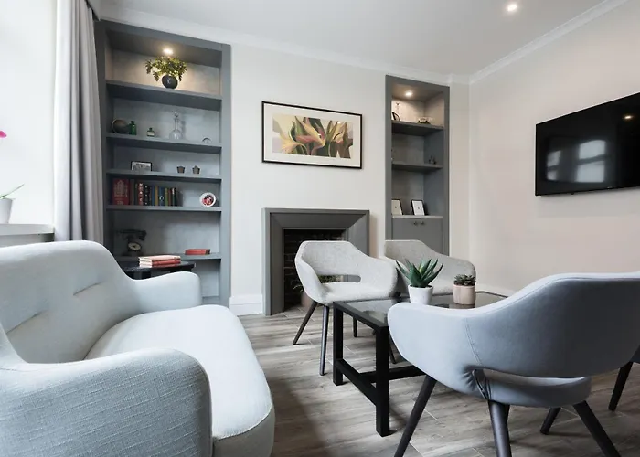 Blandford Hotel London