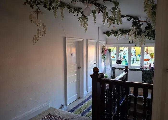 Jesmond House B&B Room3 Superking Ensuite Kingston upon Hull