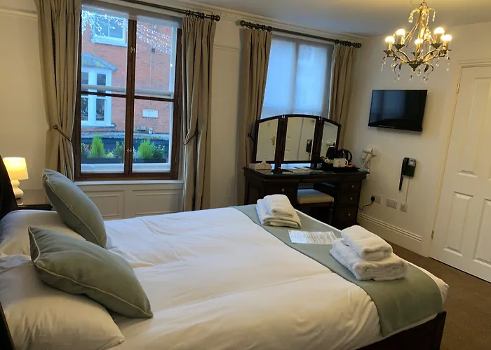 Pilgrims Hotel Canterbury