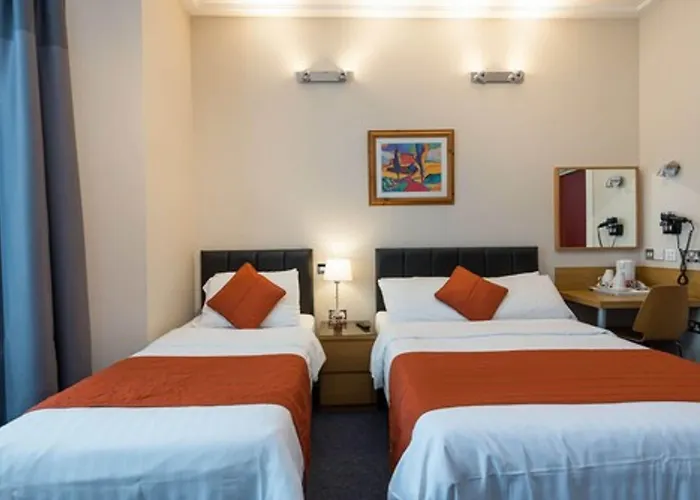 Adria Hotel London