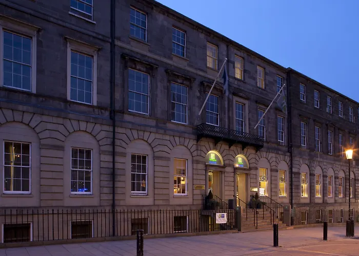 Holiday Inn Express Edinburgh City Centre By Ihg